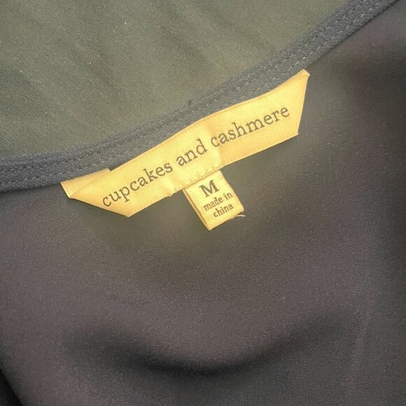 Cupcakes & Cashmere Topeka Navy Wide Leg Jumpsuit Size M - Picture 16 of 16